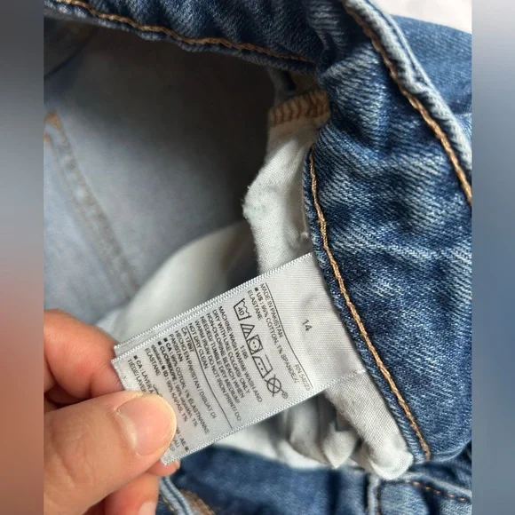 Classic Blue Women's Jeans - Picture 6 of 7